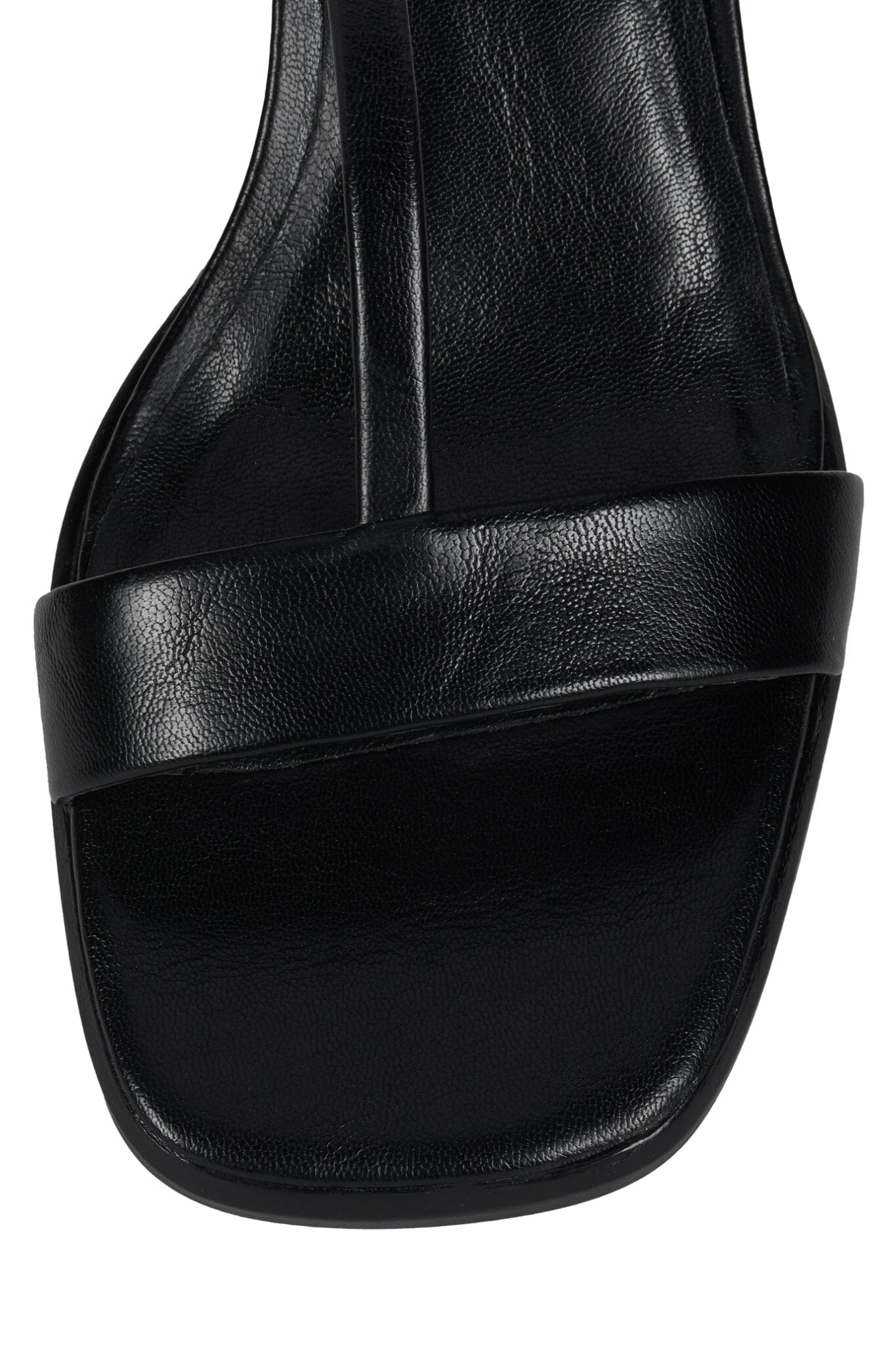 AUSTERE - Image 4
