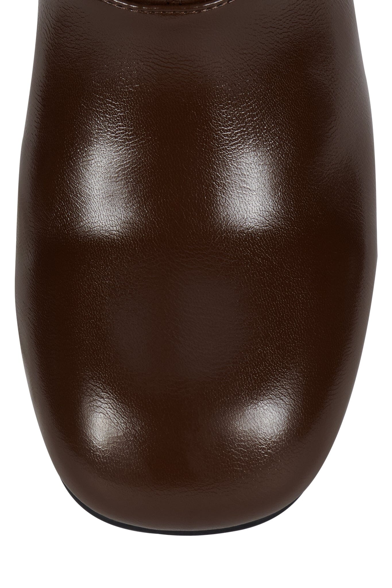 BRATTY - Image 10
