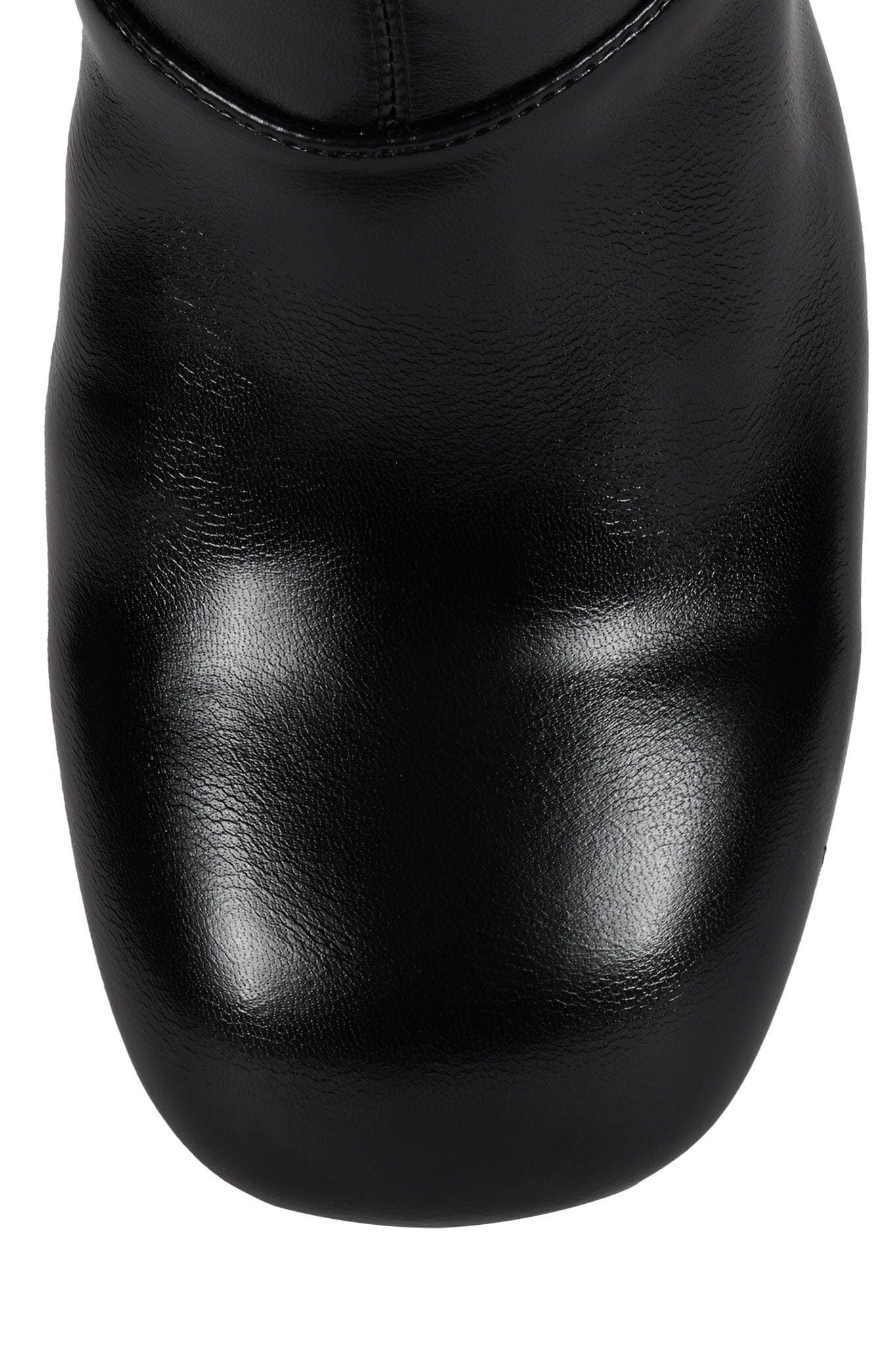 BRATTY - Image 4