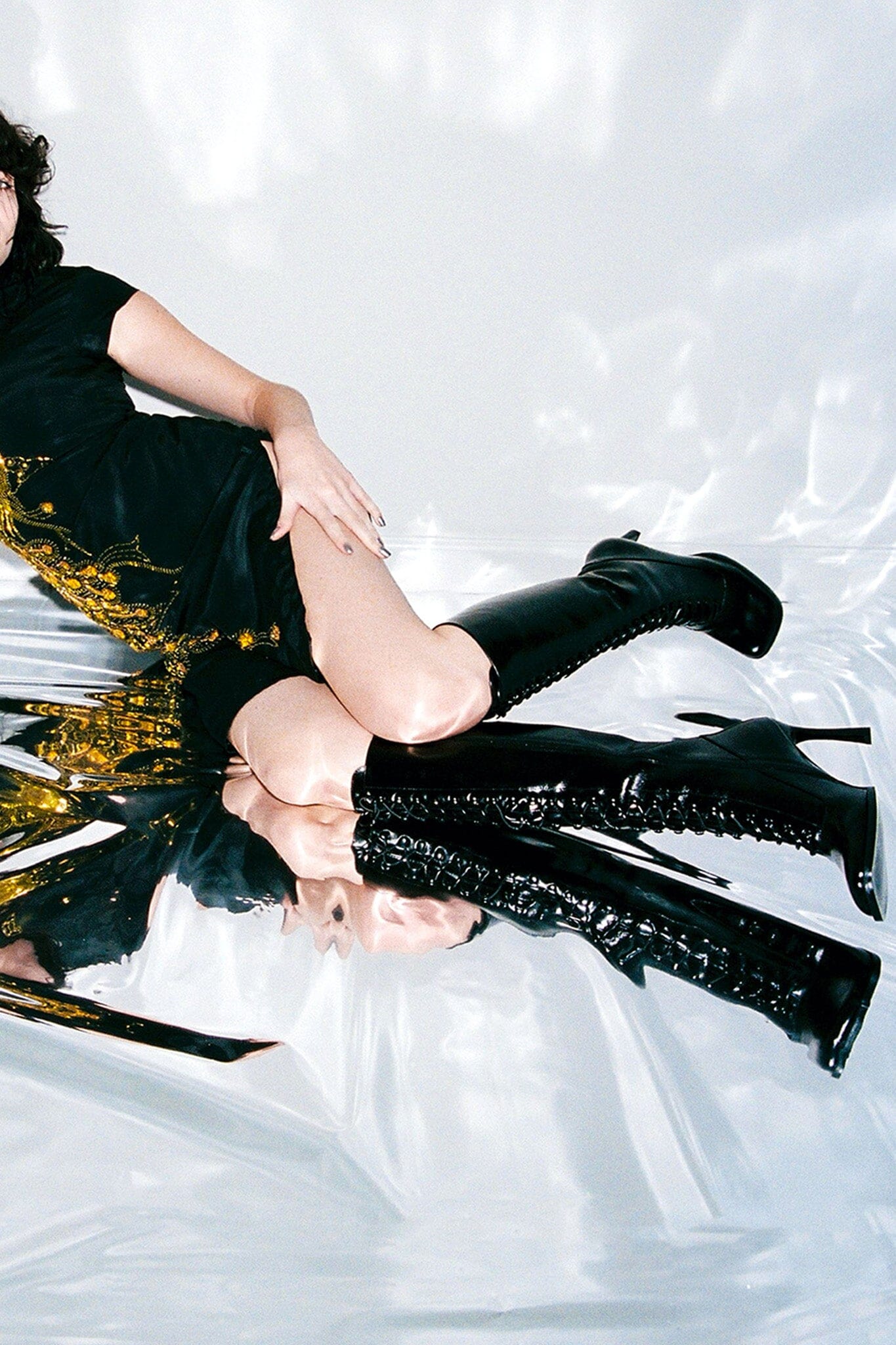 FANNING - Image 6