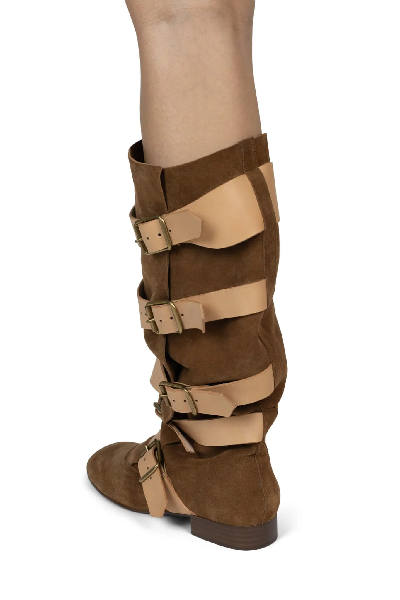 FASTENED - Image 7