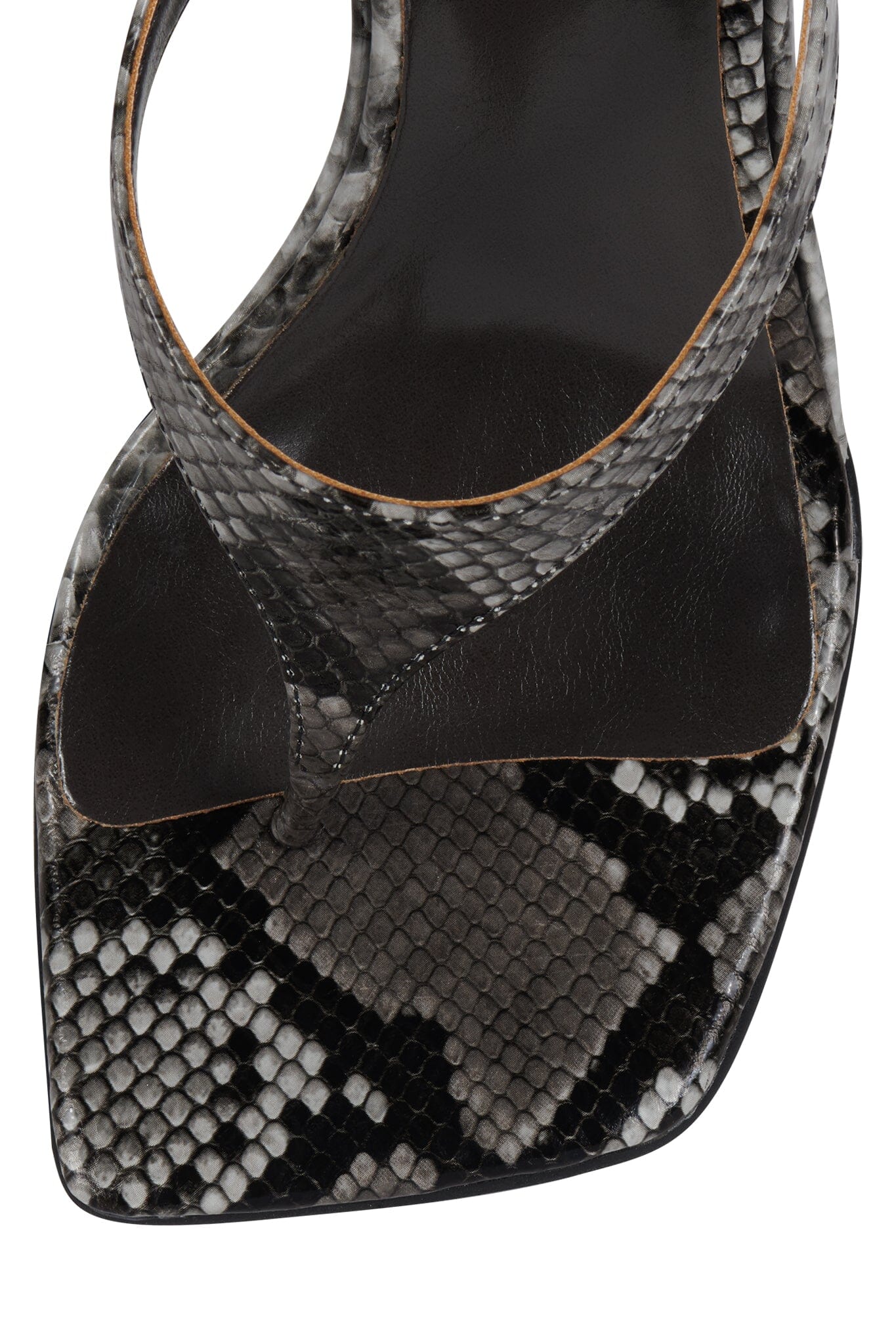 ROMEE - Image 17