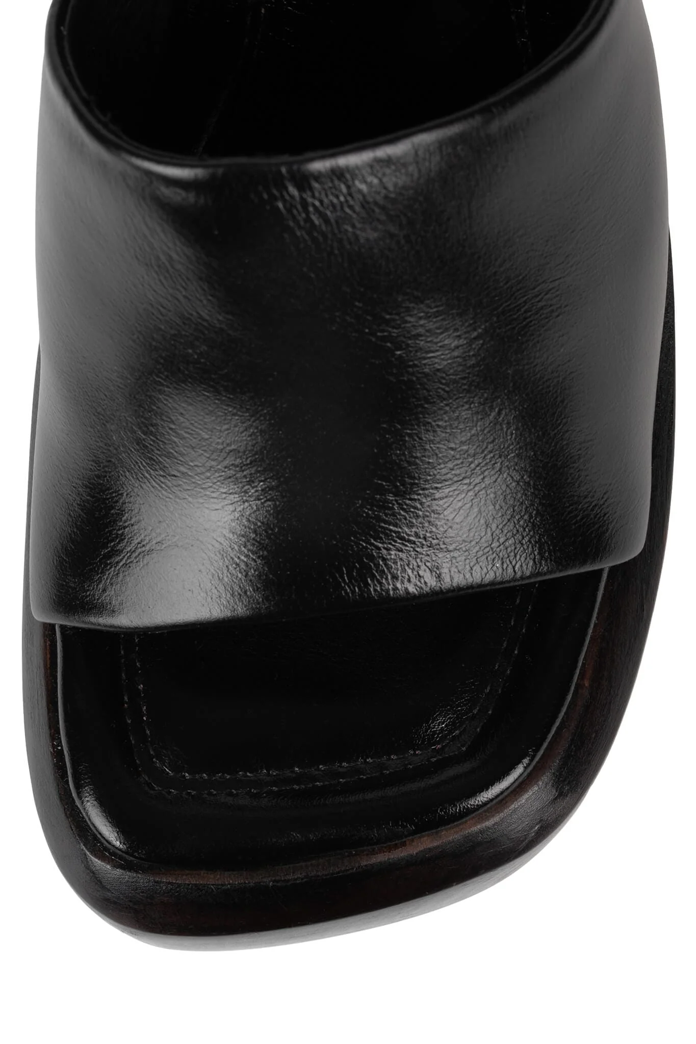THE-IDOL - Image 13